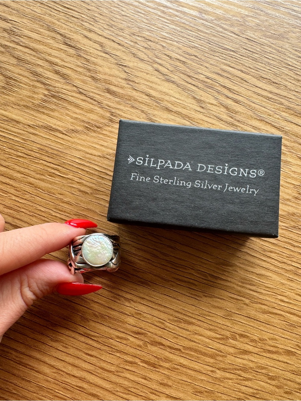 Silpada Sterling Silver Ring with Iridescent Mother-of-Pearl